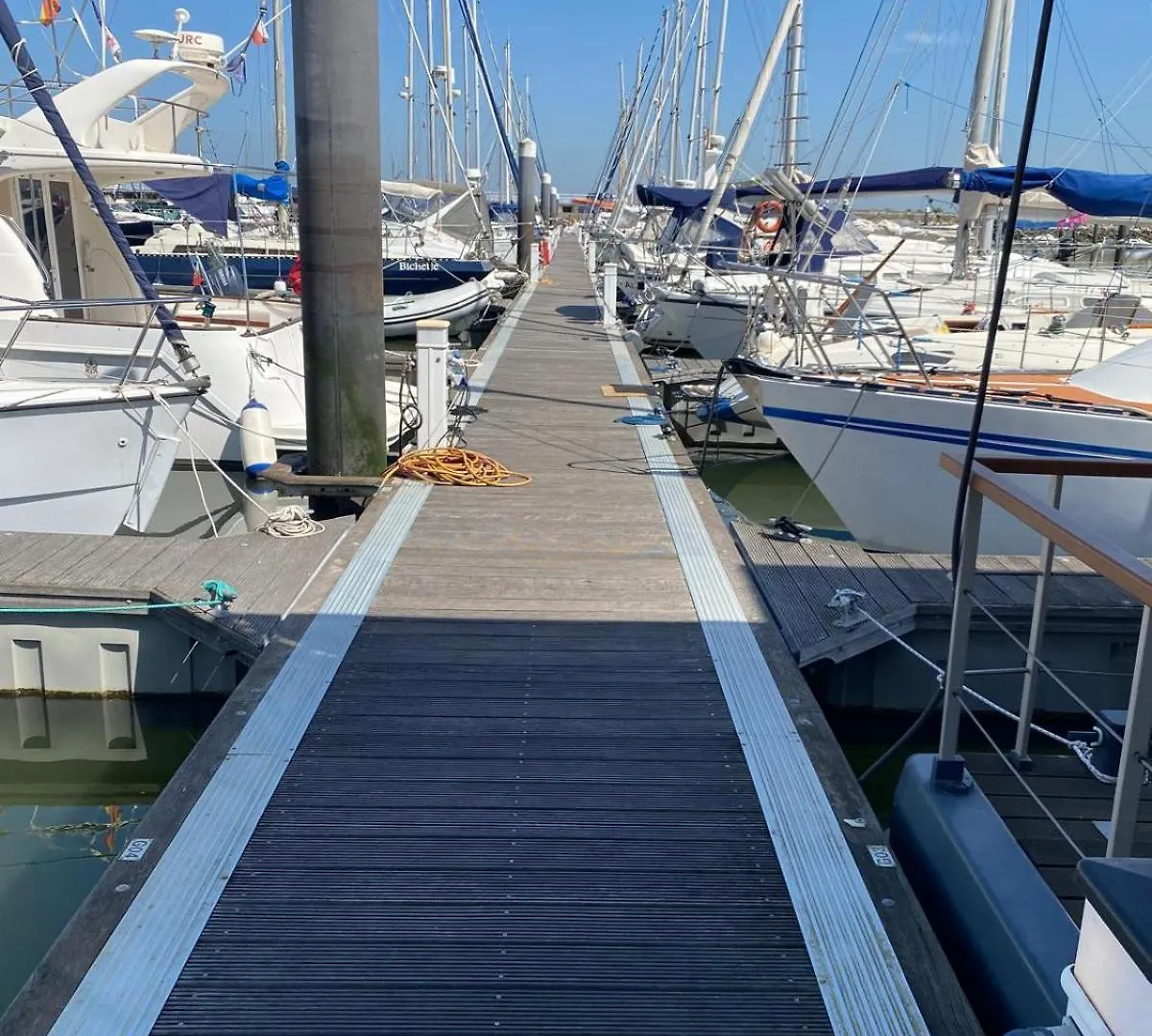 ホテル Sailboat Anand リスボン ポルトガル