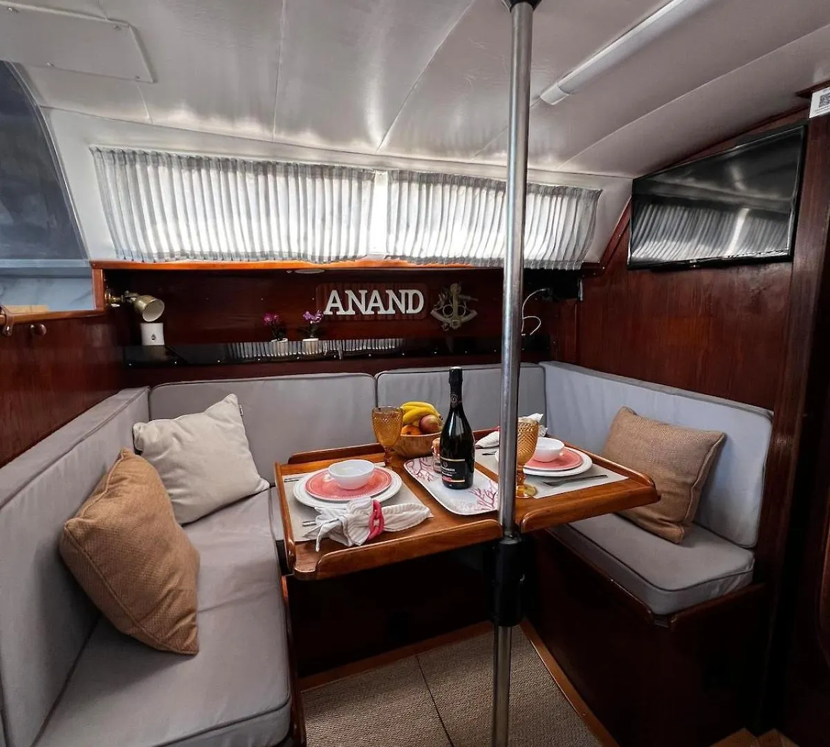 ホテル Sailboat Anand リスボン ポルトガル