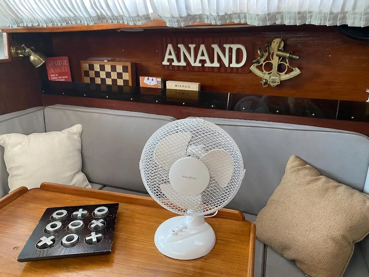 Sailboat Anand Hotel Lisboa 0*,